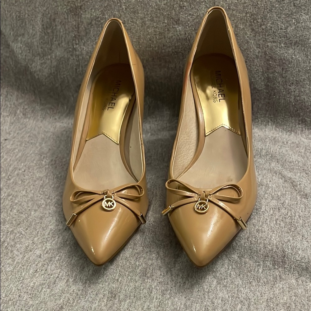 Michael Kors Tan Leather Heels with Pointed Toe